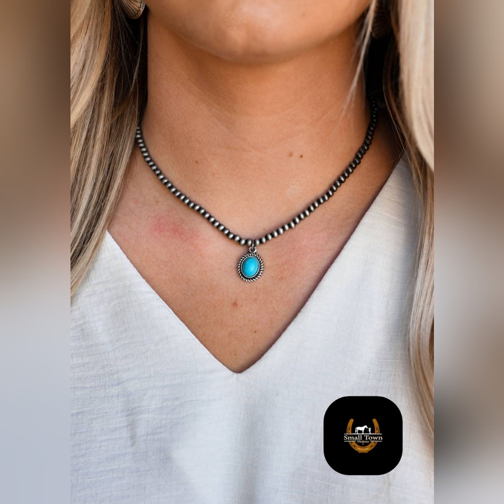 Faux Navajo Pearl w/ Turquoise Oval Necklace
